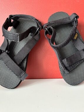 Children’s TEVA Black Original Universal Sandals, Children’s Size 12